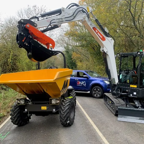 Quick Hitches - Newpoint Excavators